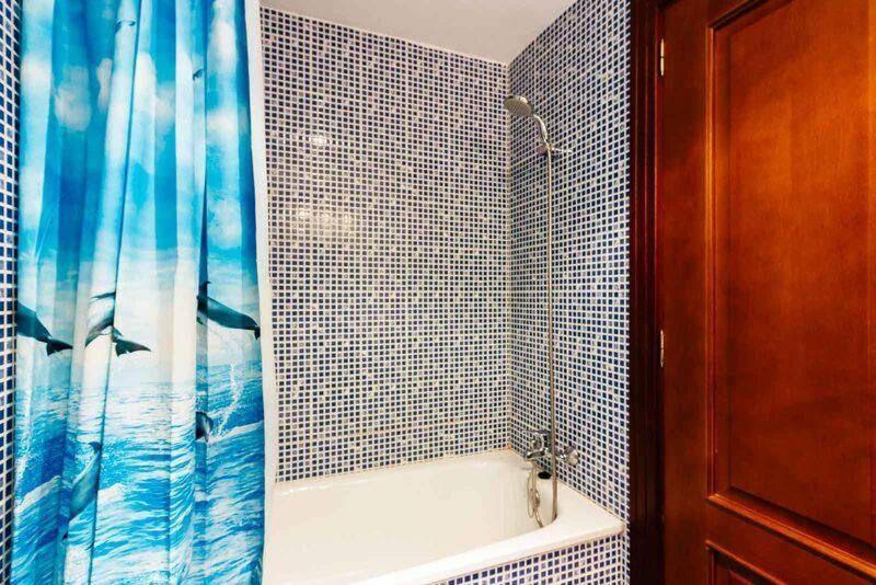 Large Direct Ocean Front 4bd